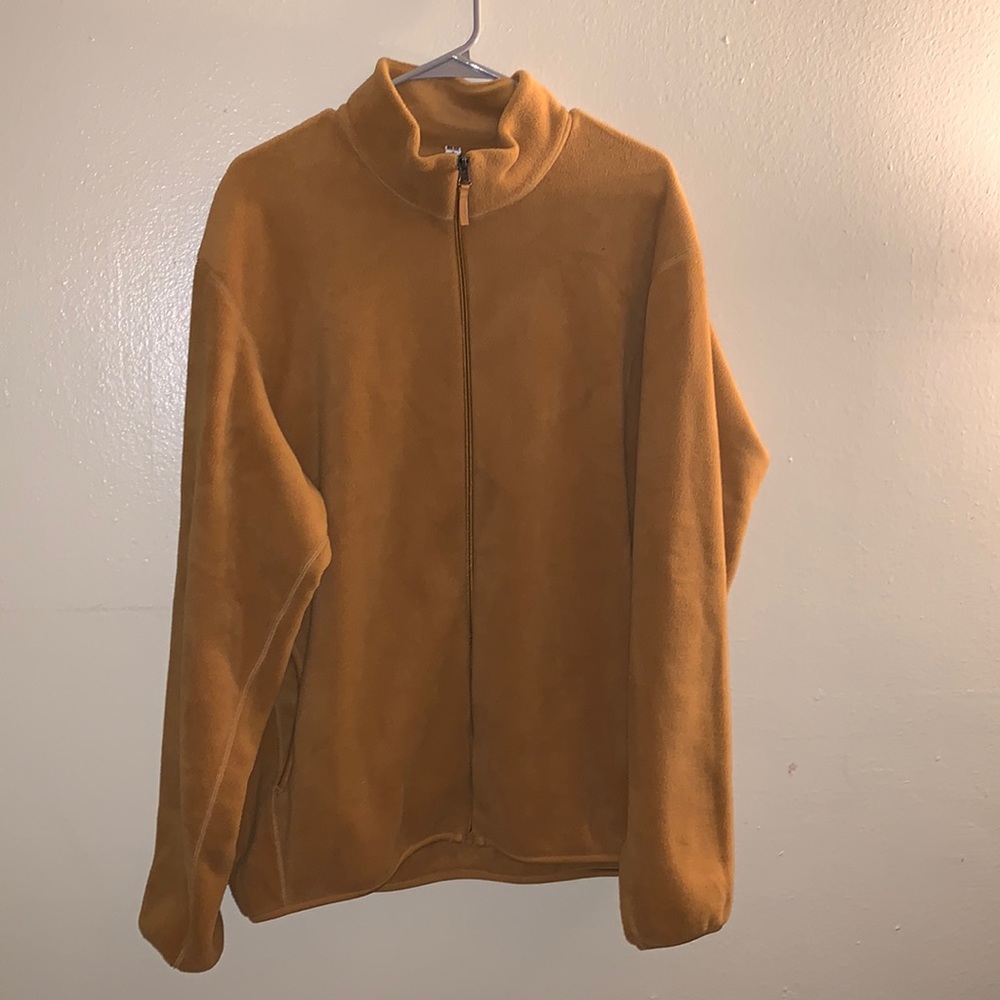 uniqlo light sweater